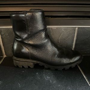 Sorel Phoenix Patent Leather Ankle Boots Waterproof Side Zip NL3158 Women Size:8